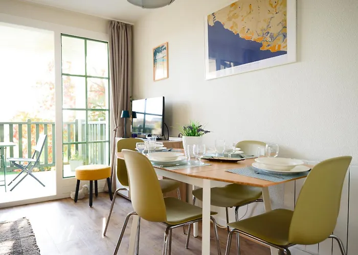 Vue Golf - 4 Personnes Appartement